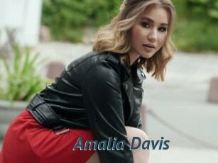 Amalia_Davis