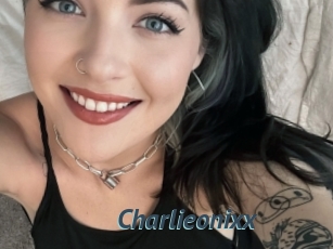 Charlieonixx