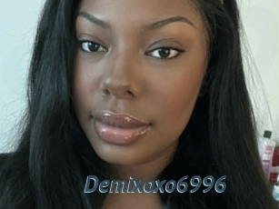 Demixoxo6996