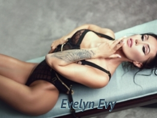 Evelyn_Evy