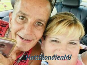 HottBlondienMJ