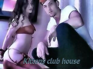 Kittens_club_house