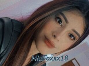MiaFoxxx18