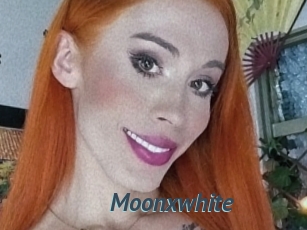 Moonxwhite